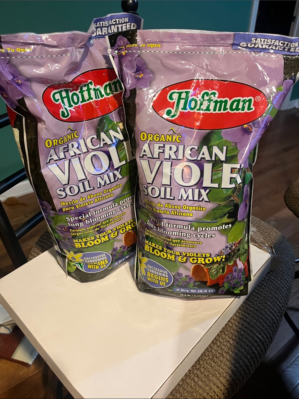 Hoffman Organic African Violet Soil Mix 4 dry quarts- 2 pack